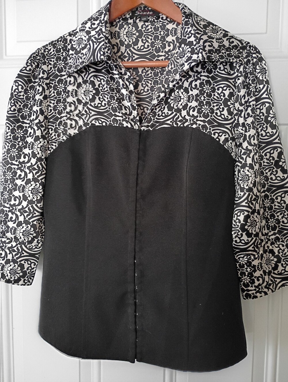Black & White Floral Yoke Hook Down Shirt